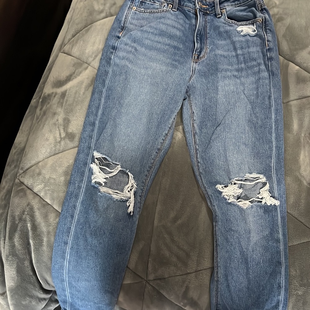 Women American Eagle jeans. Size 4.